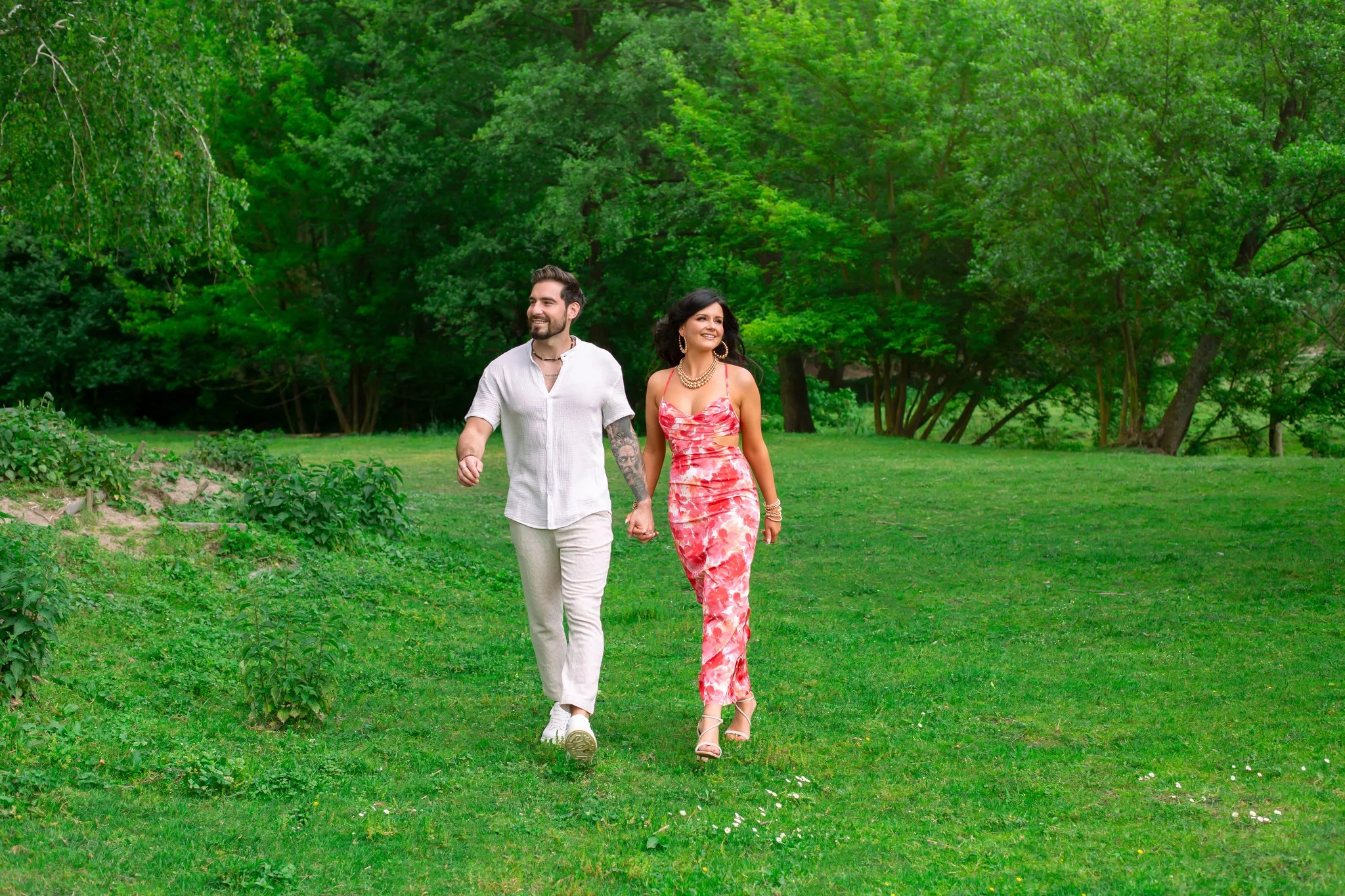 Czy to najpiękniejsza gwiazda disco polo? Zmysłowa Iness zachwyca w zwiewnej stylizacji

